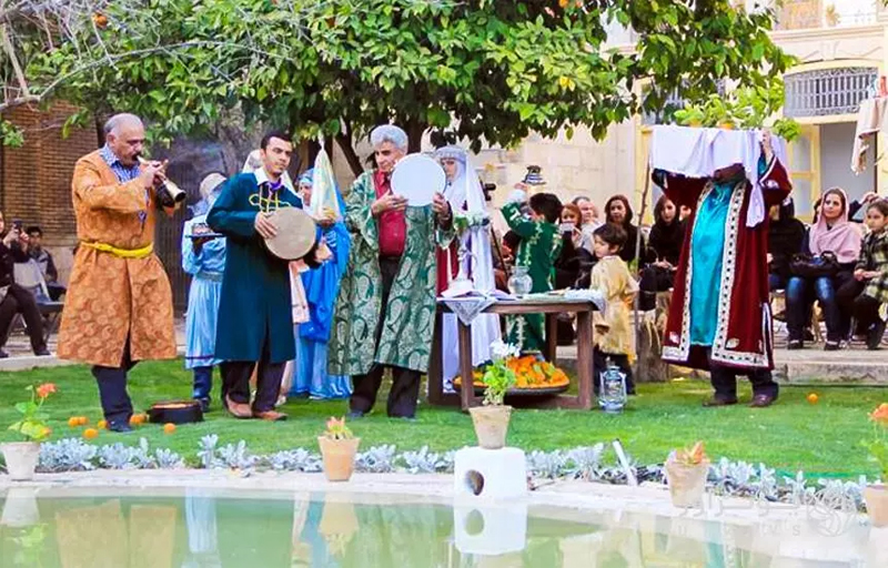 یک شیراز است و عروسی درخت نارنج