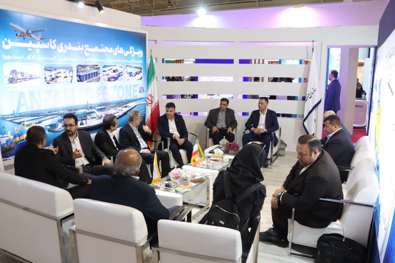 تكاپوی غرفه منطقه آزاد انزلی در هفتمین نمایشگاه بین‌المللی ایران اكسپو