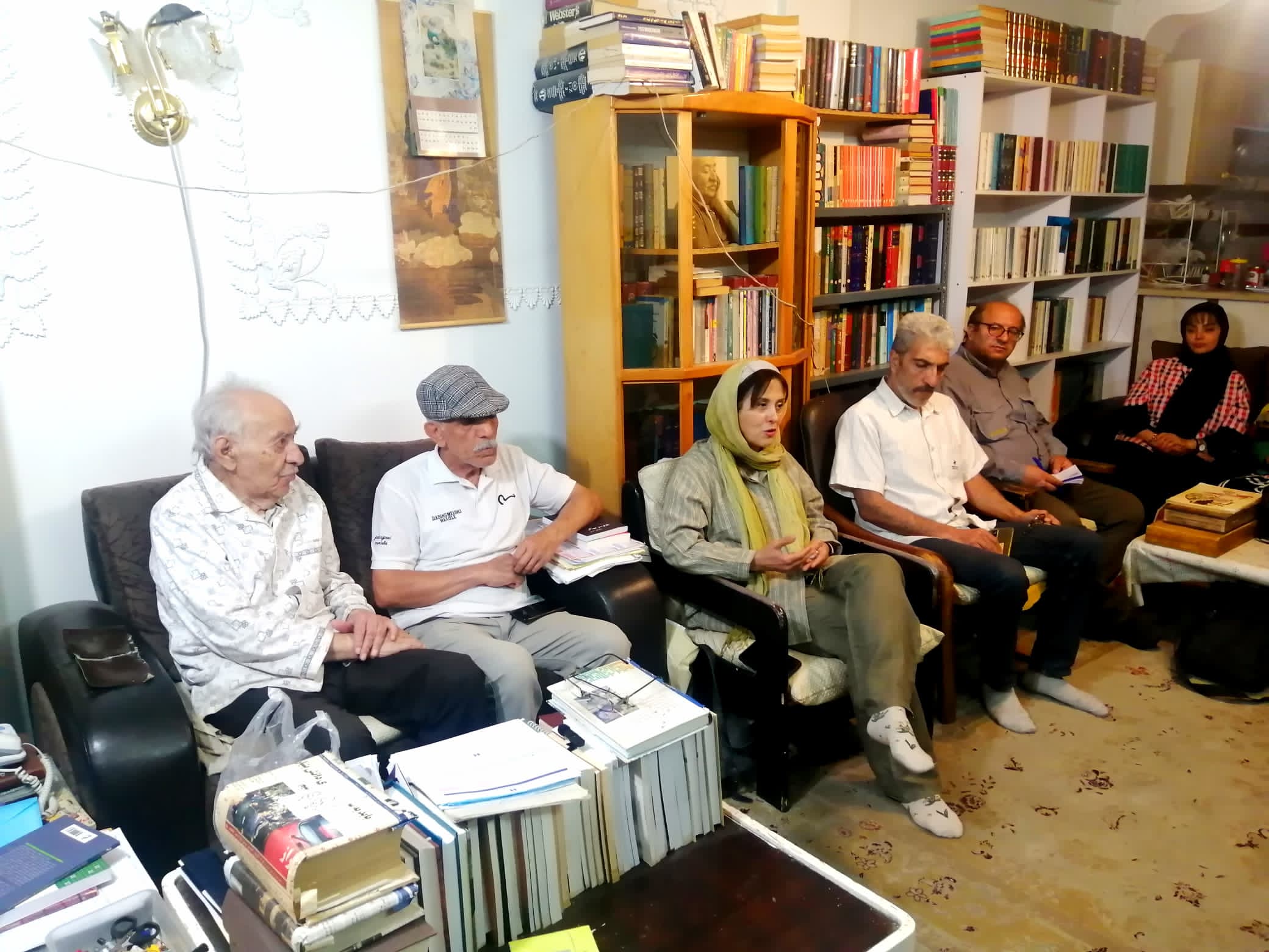 آنجا  که نویسنده برای مخاطب بیشتر بنویسد ، هنر ناپدید خواهد شد 