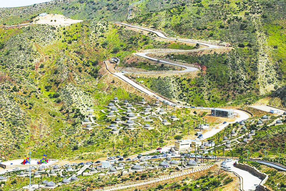 تله کابین سواری با ریه های تکه پاره شیراز