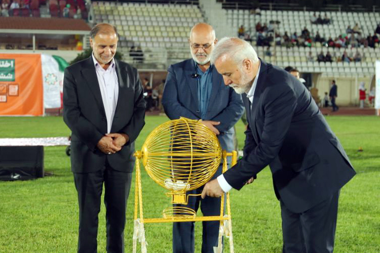 جشنواره ای به احترام ساکنان پاکیزه این شهر تمیز 