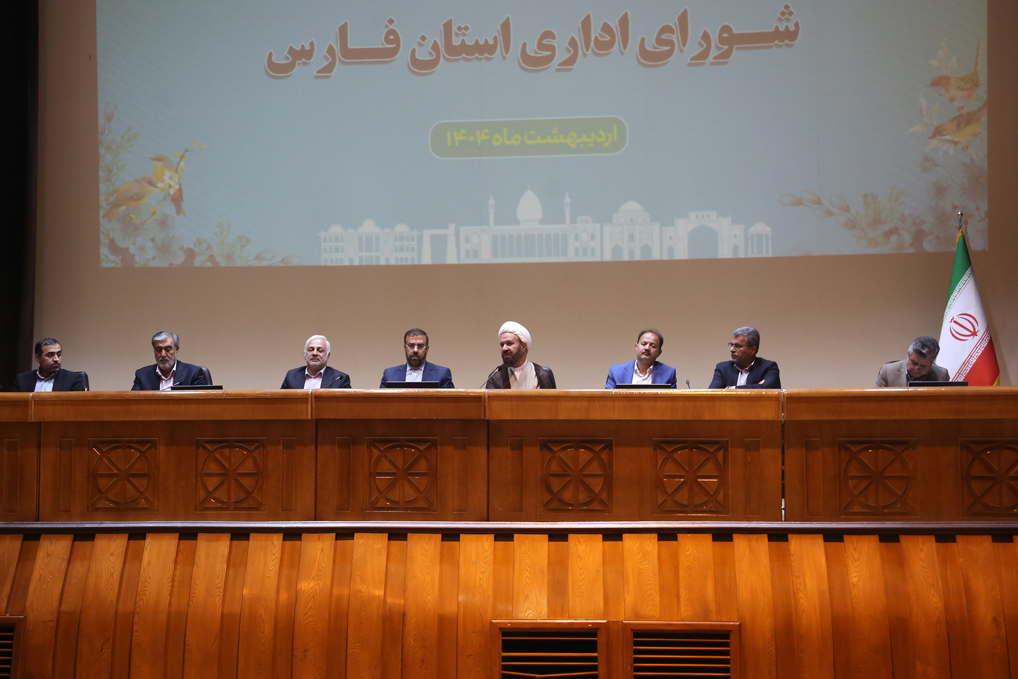   ظرفیت‌های داخلی فارس به روابط خارجی گره می خورد 