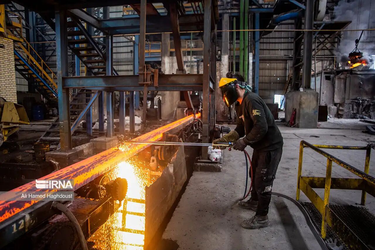 همایش ملی کار؛ روایت تازه‌ای از مطالبات کارگران و کارفرمایان