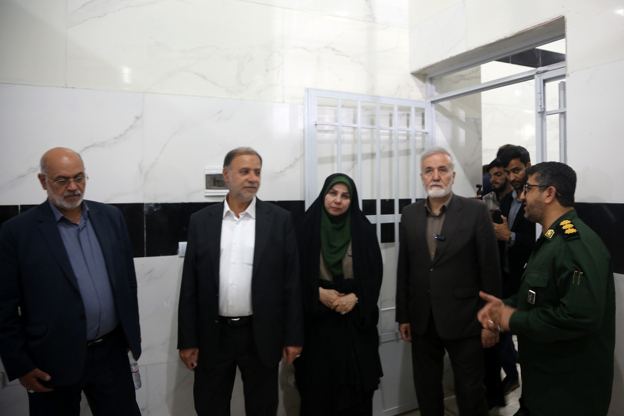 چتر شهرداری شیراز بر سر زنان سرپرست خانوار 