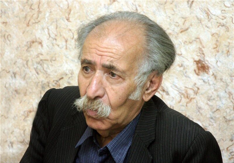 درونمایه اصلی داستان های گلستان درباره اوضاع سیاسی و اجتماعی ایران است