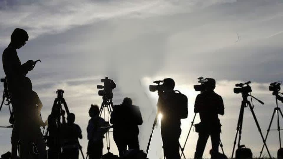 ماراهم از خودتان بدانید