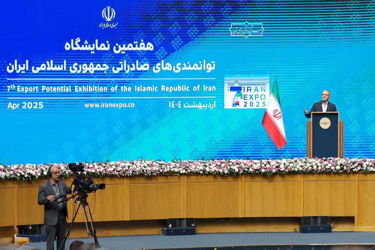 در هفتمین نمایشگاه ایران اکسپو: عرضه فرصت‌های سرمایه‌گذاری و ظرفیت‌های ترانزیتی منطقه آزاد انزلی