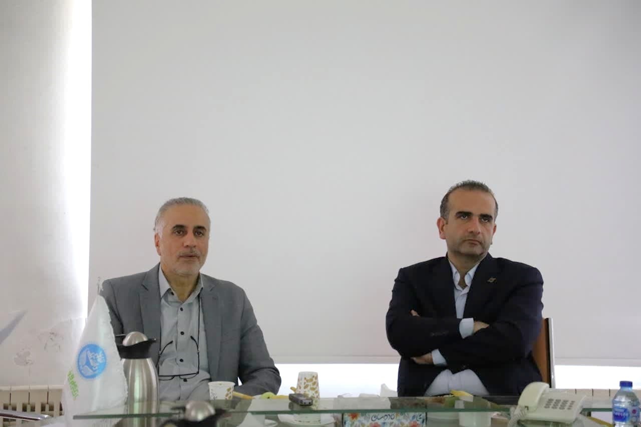 در راستای تحقق اهداف دیپلماسی دانش‌بنیان صورت گرفت؛ دیدار مدیرعامل منطقه آزاد انزلی با رئیس پارك علم‌وفناوری دانشگاه تهران