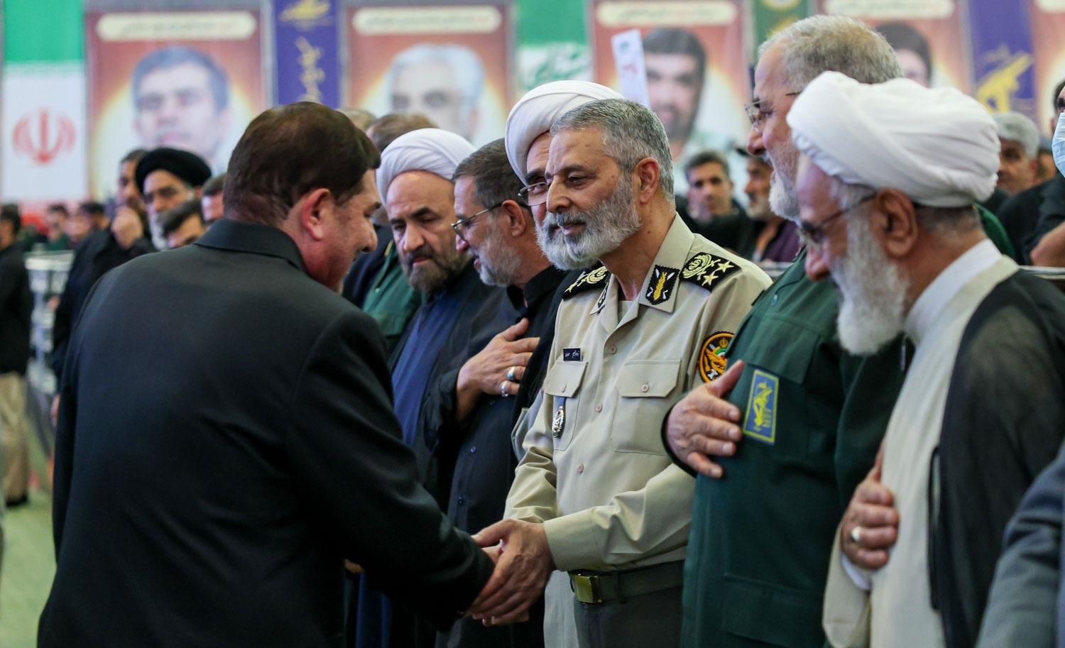 آئین بزرگداشت ۲۶شهدای اقتدار استان فارس برگزار شد