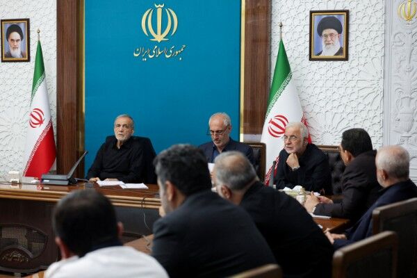 بازسازی واحدهای مسکونی و تجاری آسیب‌دیده به عهده شهرداری و استانداری‌ها