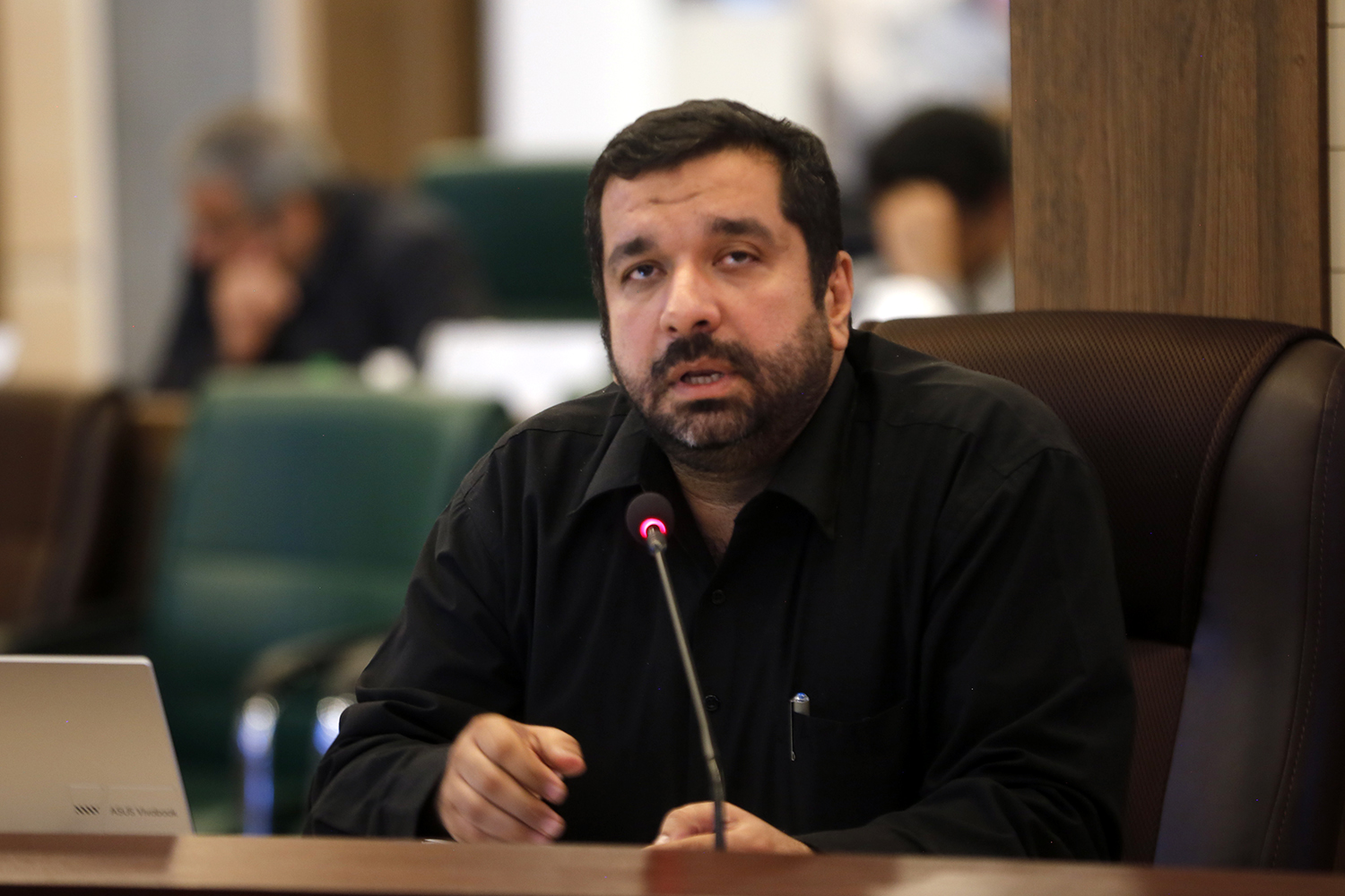 مهلت یک ماهه فرماندار تمام شد، تکلیف یاوران شورا را مشخص کنید