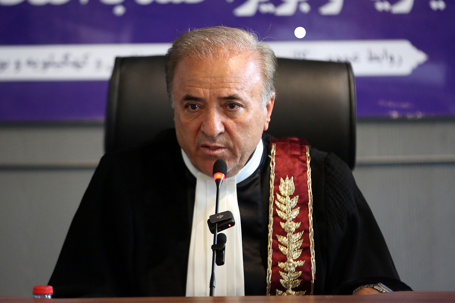 استقلال حرفه‌ای و پرهیز از وابستگی، جوهره کار وکلا و خبرنگاران است