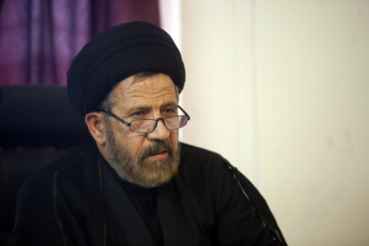 انتصاب مدیران ناکارآمد و قوم‌گرا مانع توسعه استان فارس شد