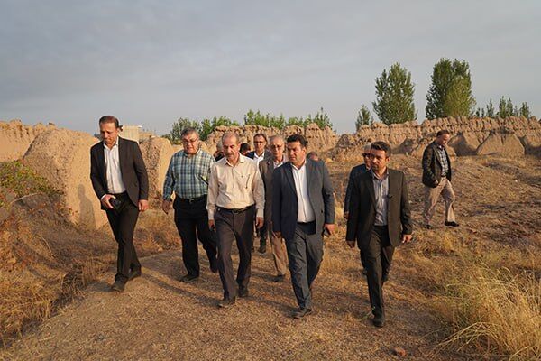 جلوگیری از ساخت‌وسازهای بدون پروانه در محدوده‌ سکونتگاه‌های غیررسمی