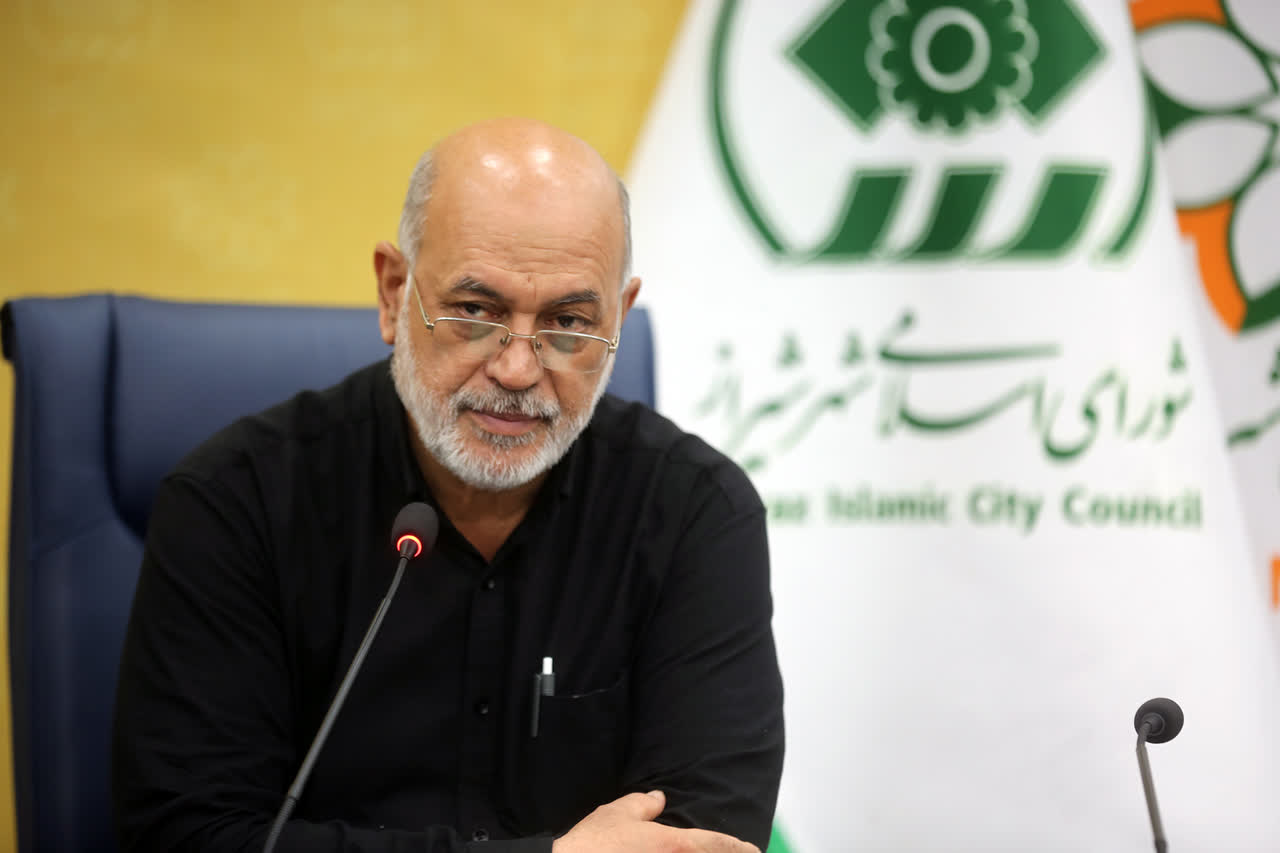 حکم دو عضو تعلیق شده محرومیت است نه برائت 