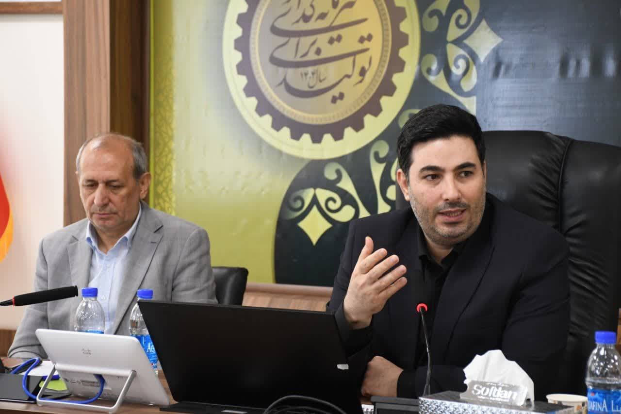 ظلم مضاعف بیمه مرکزی و بیمه های تجاری در حق کشاورزان