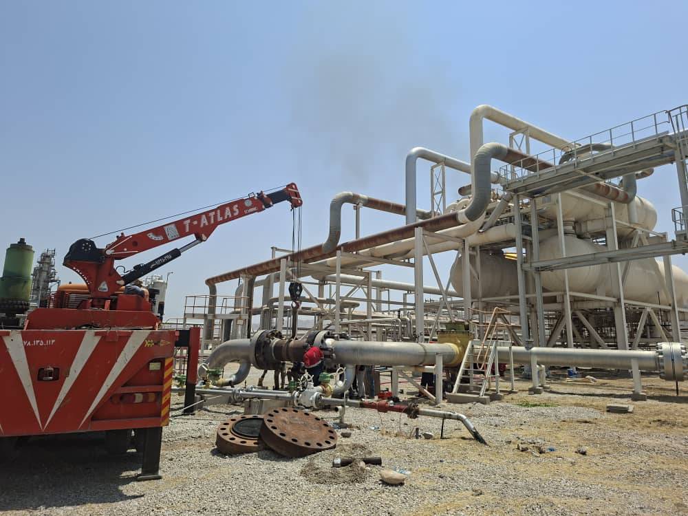 عملیات باز كردن شیر ایمنی OTIS ایستگاه تقویت فشار قوی و تزریق گاز گچساران در دمای ۵۵ درجه