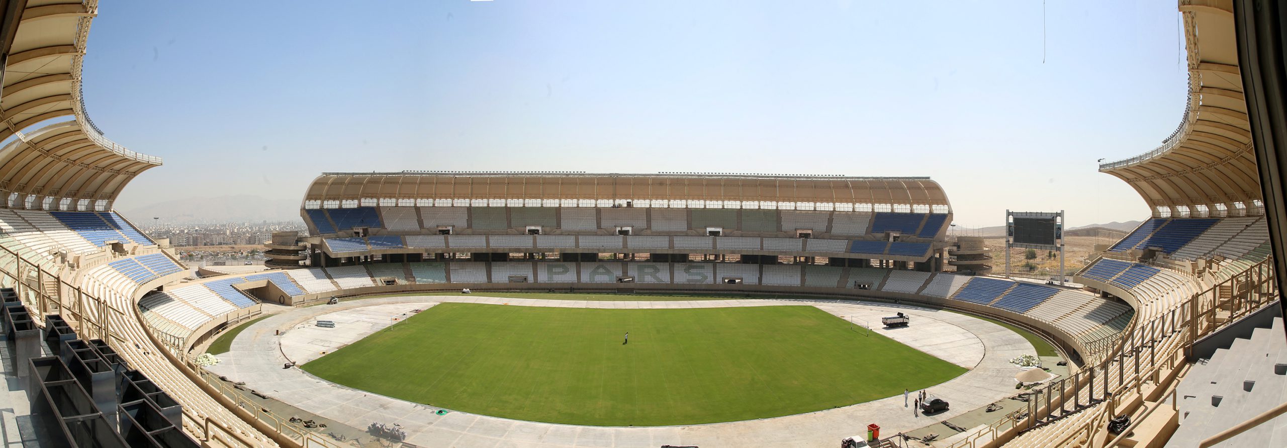 همدلی راز تحقق آرزوی 30 ساله فوتبال‌دوستان شیرازی