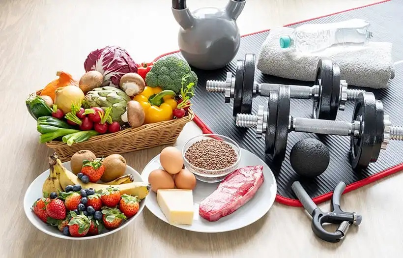 تغذیه مناسب ورزشکاران؛ چه بخوریم تا بهتر ورزش کنیم؟