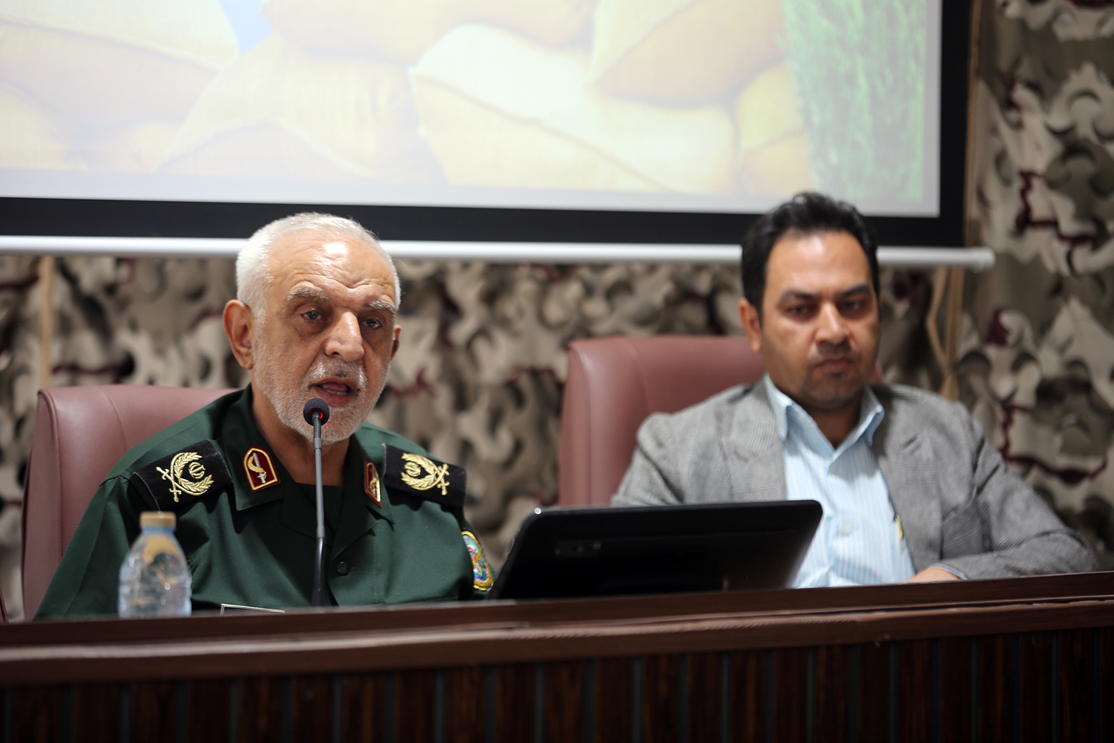 برگزاری 1۰ هزار ویژه‌برنامه گرامیداشت هفته دفاع مقدس در فارس