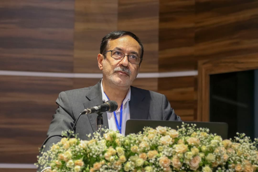 سالانه ۱۲۰ میلیون تُن مواد غذایی در ایران مصرف می‌شود و به ۴۲ میلیون تُن تره‌بار نیاز داریم