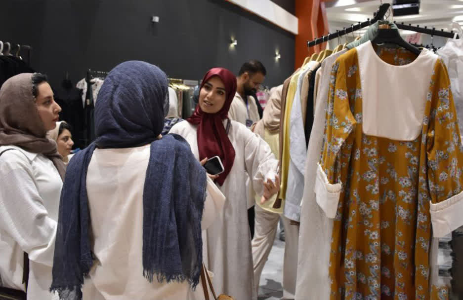   نمایشگاه مد و لباس شیراز ، بی تنوع و ناشاد