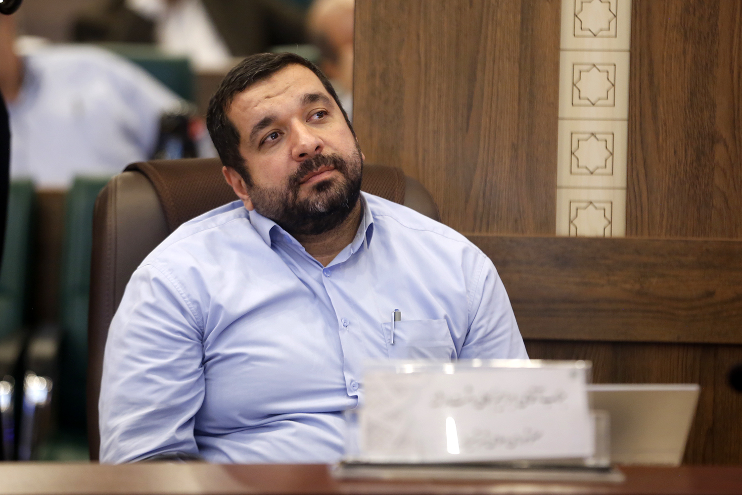 نگین سبز شیراز ، لگد مال پدر خوانده ها و نوچه های بوق چی