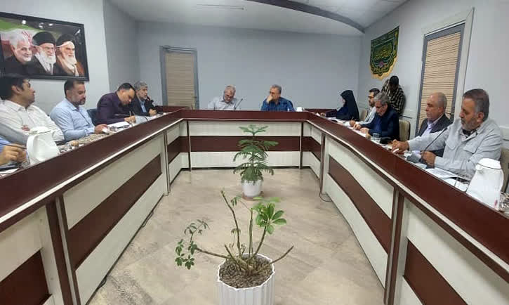 از رده خارج ها ، وبال گردن شیراز 