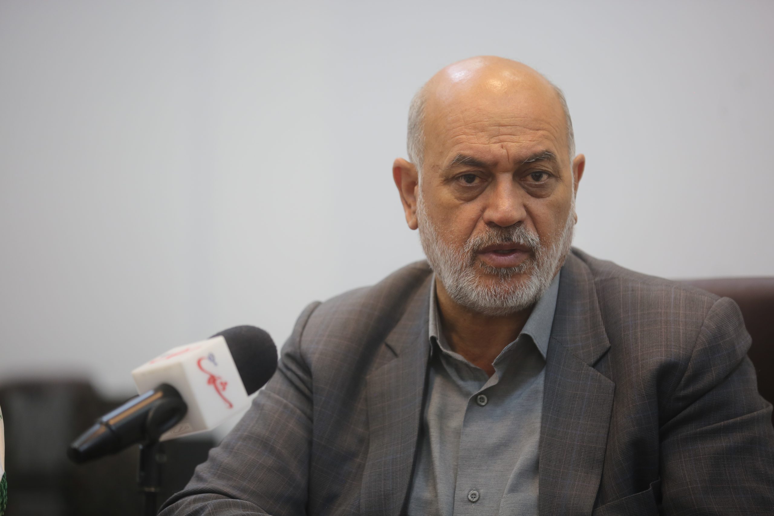 شورای شهر شیراز ، حاشیه در حاشیه/ از کتک کاری تا آفتابی شدن تعلیقی ها