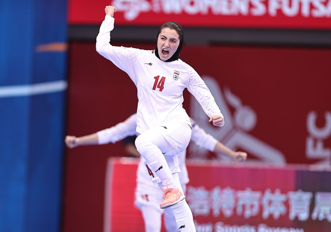 ملی‌پوش فوتسال بانوان: برای سرگرمی به جام جهانی نمی‌رویم