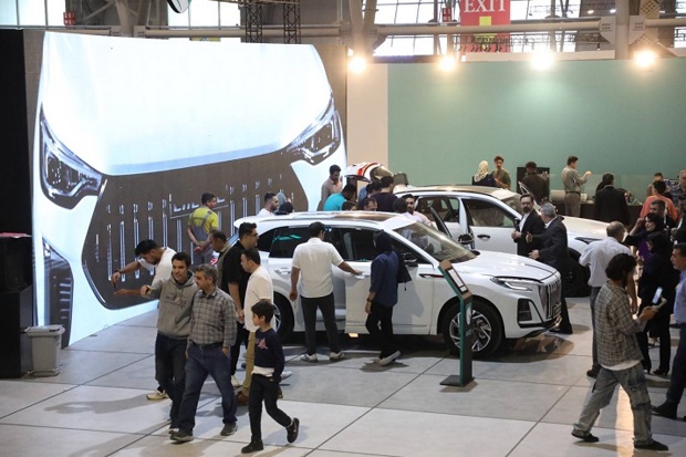 نمایش اقتدار بزرگ‌ترین خودروساز کشور با دست پُر در نوزدهمین نمایشگاه اصفهان