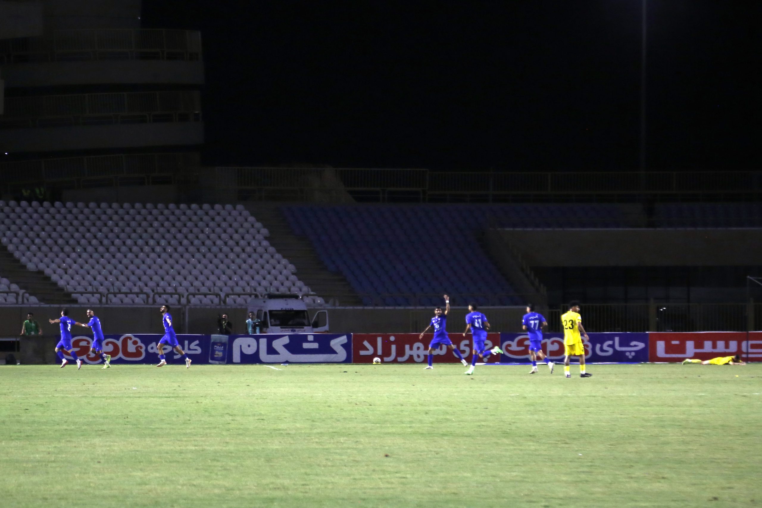 پایان هفته تلخ کاکوها