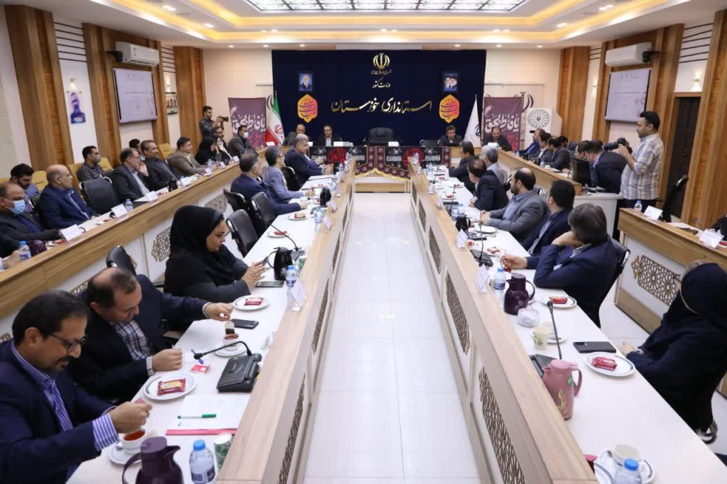 امروز زمان تصمیمگیری برای جهش فناورانه کشور است