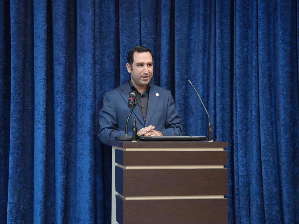 مراسم تقدیر و اهدای جوایز قهرمانان المپیاد آتش‌نشانی و ایمنی منطقه ویژه اقتصادی با حضور حسام خوشبین‌فر، مدیرعامل شرکت پتروشیمی مروارید برگزار شد.