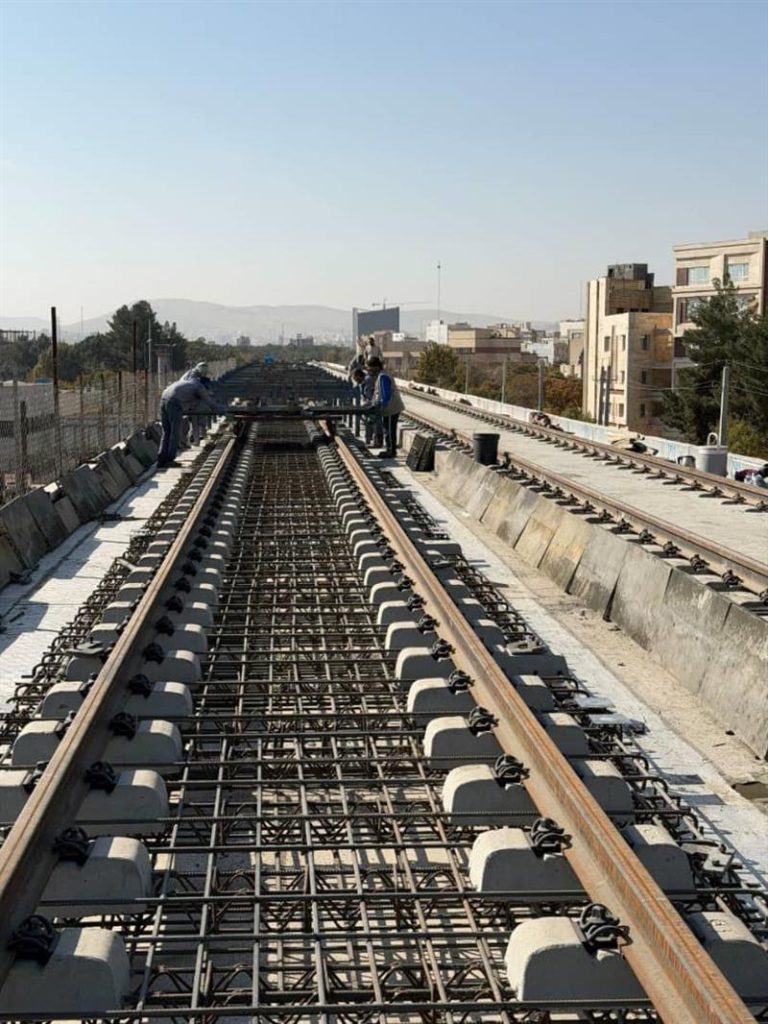 از شمال تا جنوب كرمانشاه روی ریل ذوب آهن اصفهان در 20 دقیقه