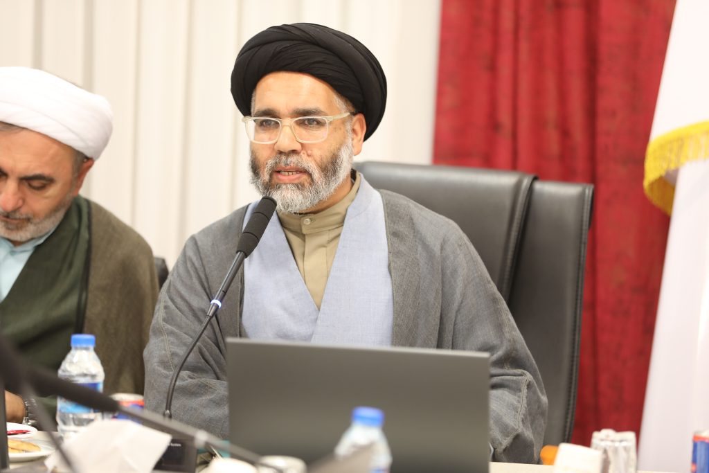 اعزام کارکنان و خانواده‌های کارکنان صنعت پتروشیمی منطقه پارس به سرزمین وحی