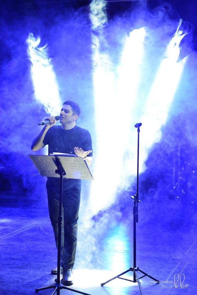 اولین اجرای اختصاصی رضا فانید، شامگاه ۲۱ آبان ماه سال جاری در سالن «بلک‌باکس» ایران‌مال برگزار شد.