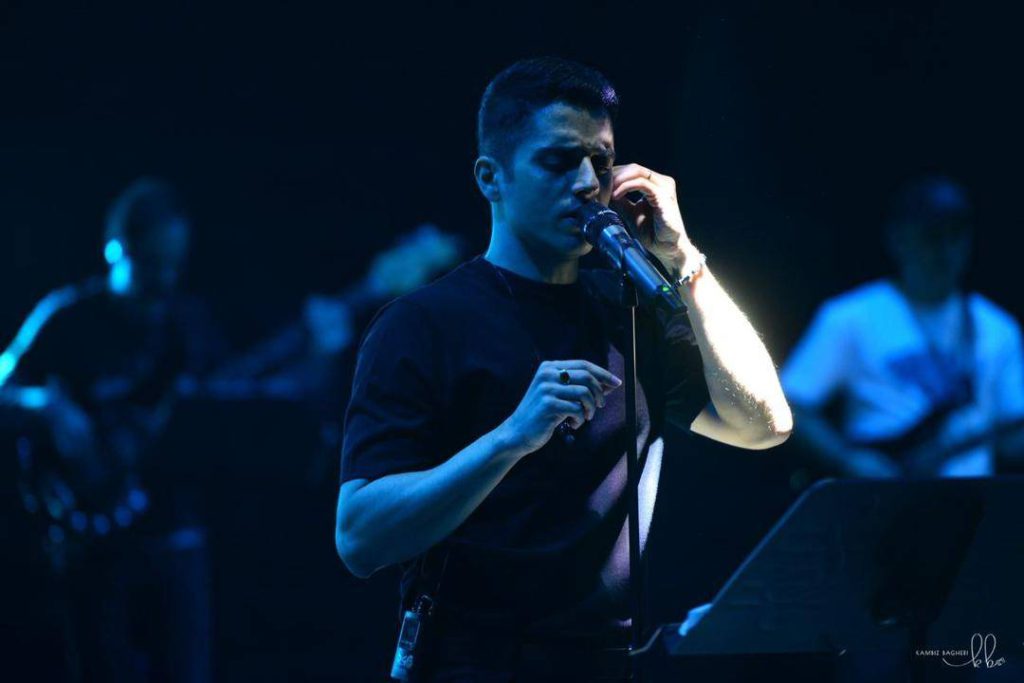 اولین اجرای اختصاصی رضا فانید، شامگاه ۲۱ آبان ماه سال جاری در سالن «بلک‌باکس» ایران‌مال برگزار شد.