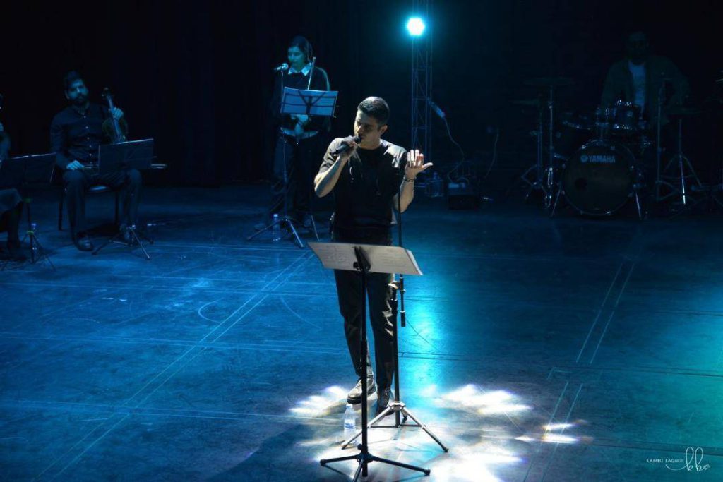 اولین اجرای اختصاصی رضا فانید، شامگاه ۲۱ آبان ماه سال جاری در سالن «بلک‌باکس» ایران‌مال برگزار شد.