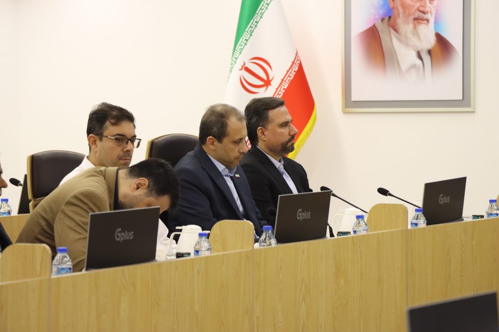 پتروشیمی‌های عسلویه میزبان رئیس سازمان پدافند غیرعامل کشور در نشست بررسی راهکارهای ایمنی1