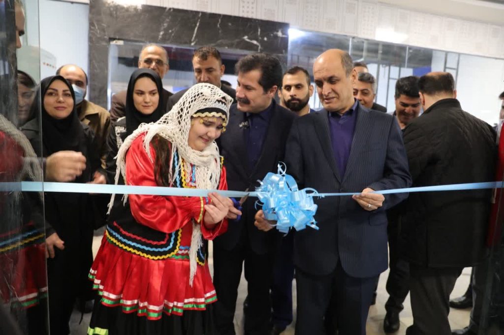 با حضور معاون رییس جمهور صورت گرفت: افتتاح و آغاز عملیات اجرایی 46 طرح سرمایه‌گذاری و زیرساختی با ارزش 1890میلیارد تومان و اشتغالزایی مستقیم 199 نفر