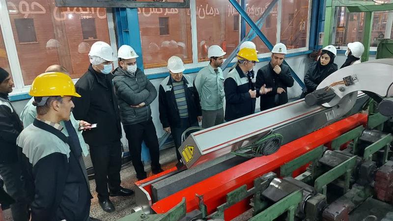 جعفر سلطانی رئیس اداره نظارت بر ناشران گروه صنعتی و معدنی سازمان بورس و اوراق بهادار به همراه امیر طایفه ابراهیمی رئیس اداره میزهای صنعت و رتبه‌بندی ناشران سازمان بورس و هیئت همراه، با حضور در ذوب‌آهن اصفهان ضمن بازدید از خطوط تولید این شرکت، با سید اردشیر افضلی مدیرعامل ذوب‌آهن اصفهان و جمعی از معاونین وی دیدار و گفتگو کردند.