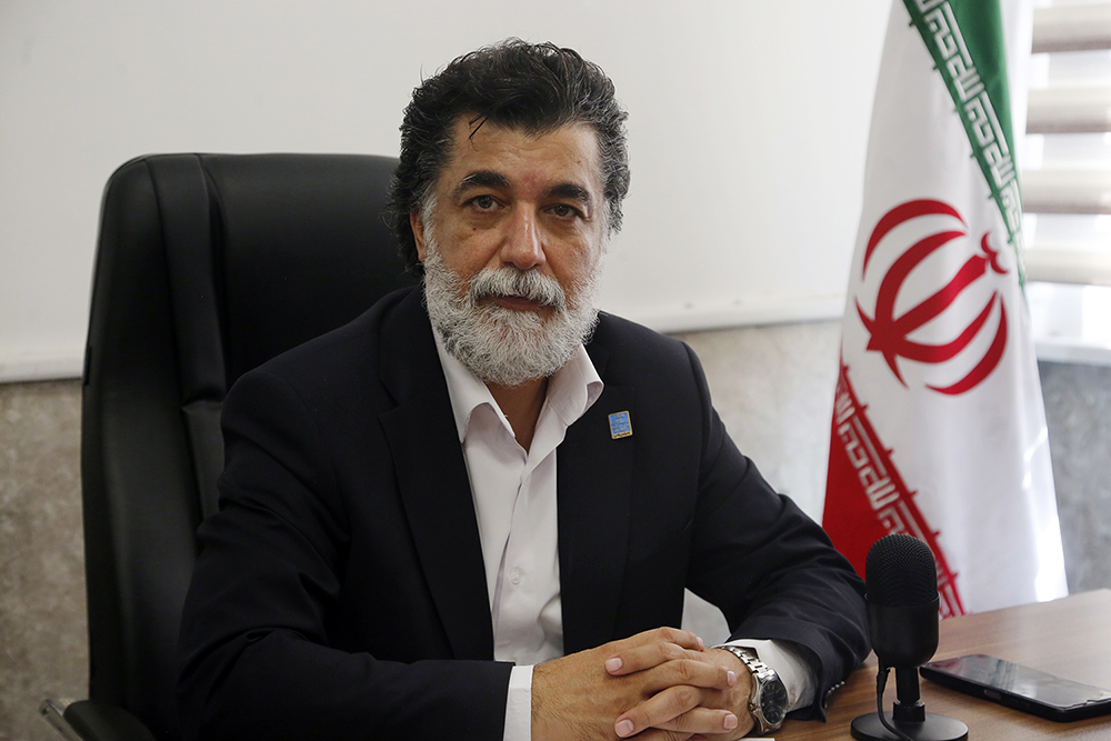 زخمی بر پیکر تخت جمشید خورد ، و زخم های دیگری دهان گشود / نبود نظارت دقیق و لحظه به لحظه ؛ چالشی برای حافظت از سه هزار اثر تاریخی فارس   