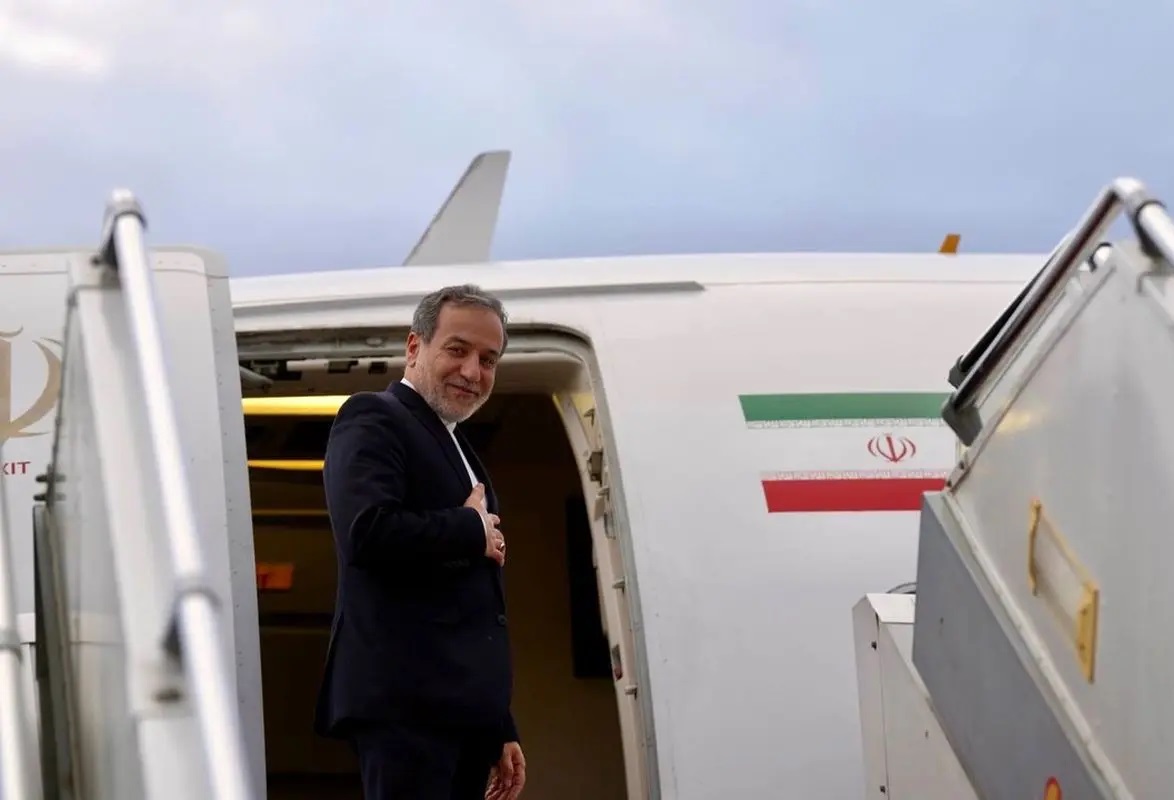 عراقچی وارد ژنو شد