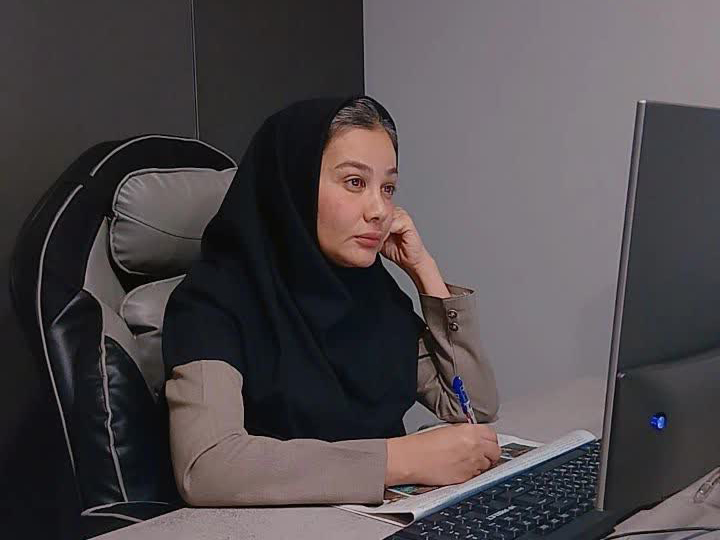  غبار پیری بر چهره ایران 