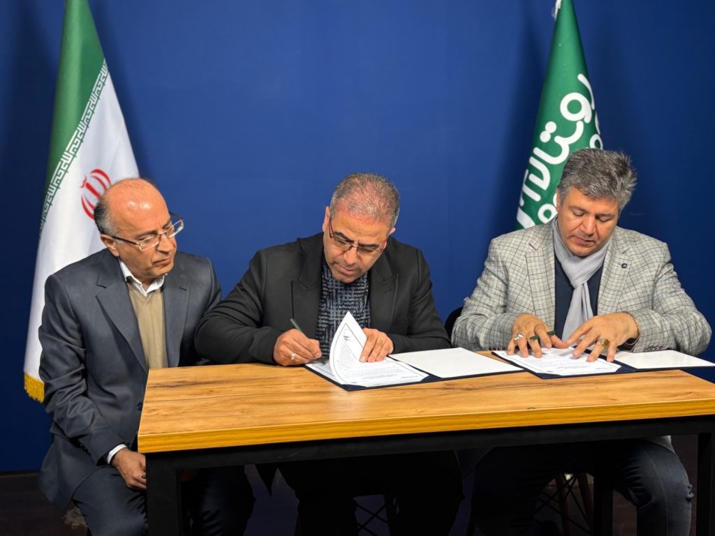 با امضای تفاهمنامه همکاری میان «اتحادیه دهیاریها» و «روستا تیوی» انجام شد: