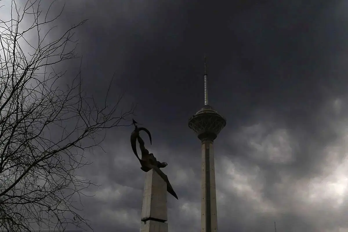 دود انفجار مخازن نفتی تهران خوابید، اما هشدار جدی برای آب‌های زیرزمینی ادامه دارد!