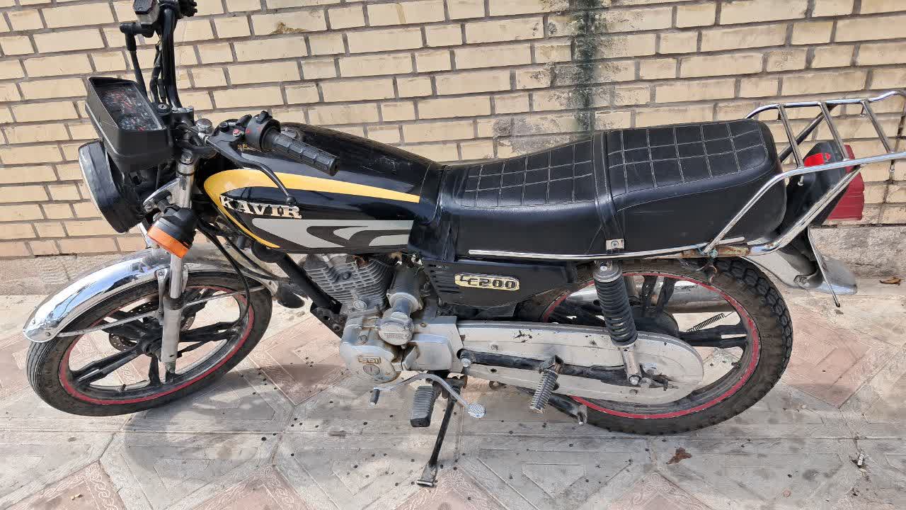 سرقت در شیراز، کشف در سروستان
