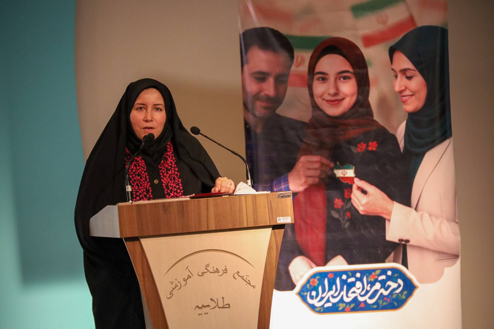 تشریح برنامه‌های روز دختر در فارس با محوریت نقش دختران در دفاع از وطن
