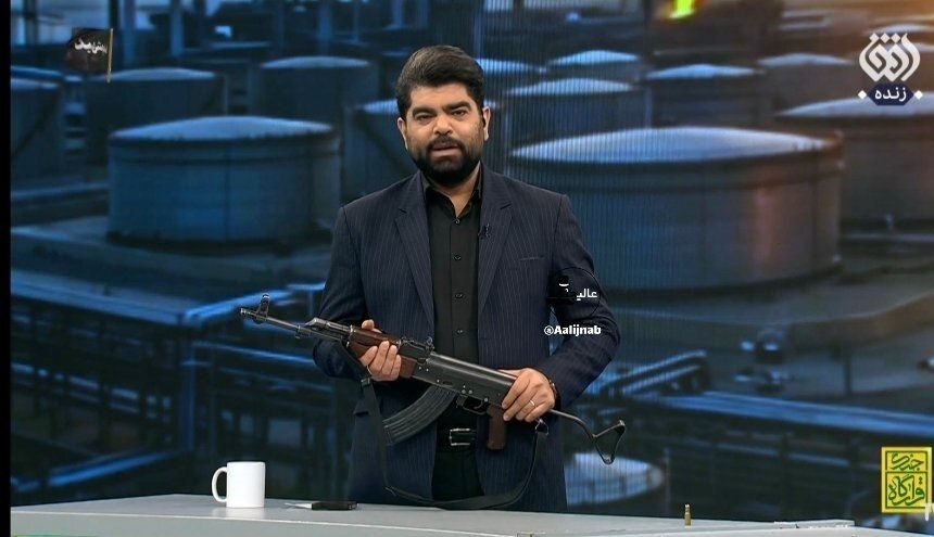 شلیک با اسلحه در برنامه زنده تلویزیون!
